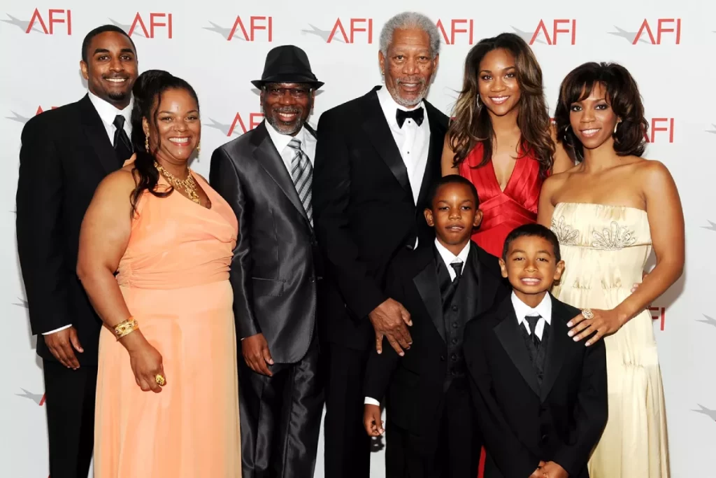 jeanette adair bradshaw Family Life and Children